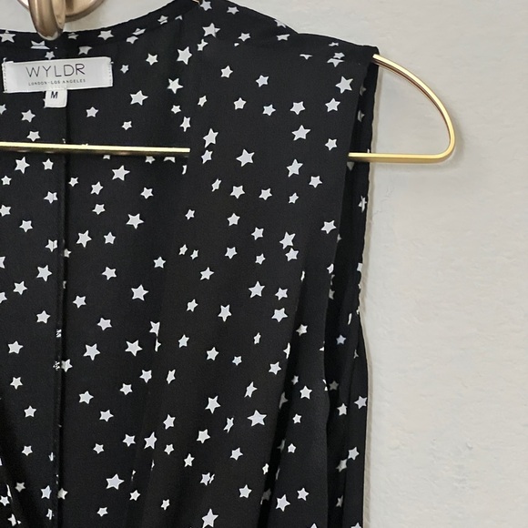 EUC WYLDR Star Print Maxi Dress Size Medium - Picture 10 of 12